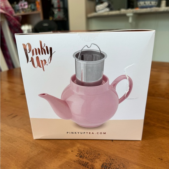 Pinky Up Tea Pot and 2x Tea infuser Balls - Picture 3 of 6